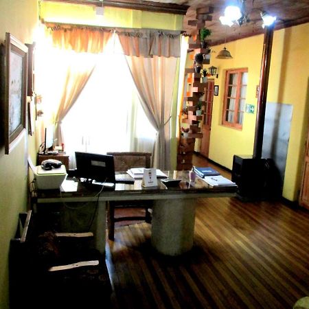 Hotel Centro Sur - Colonial サンフェルナンド エクステリア 写真