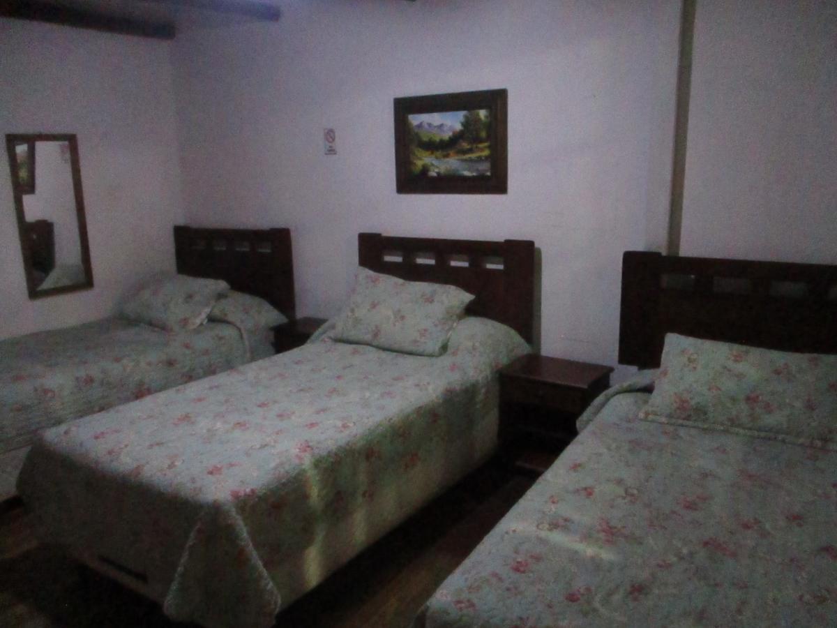 Hotel Centro Sur - Colonial サンフェルナンド エクステリア 写真