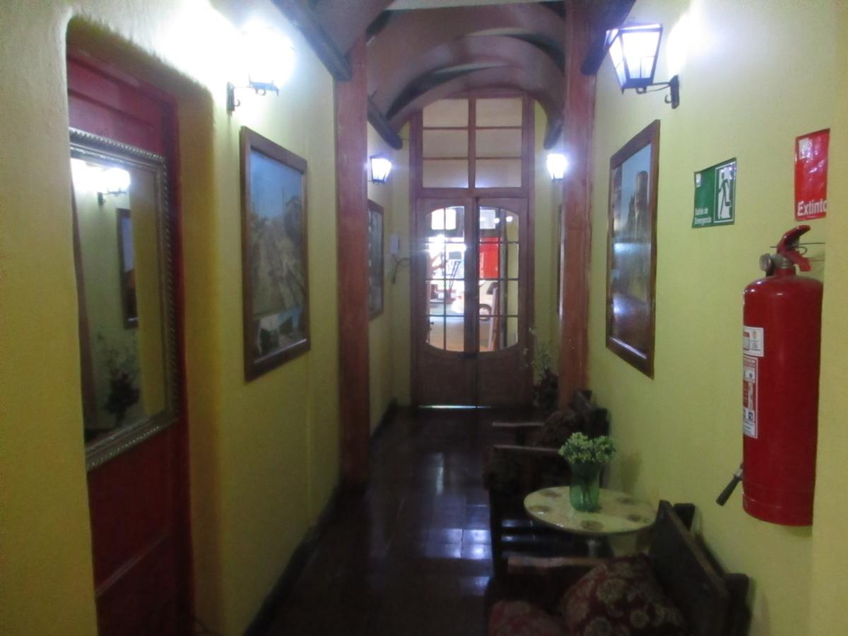 Hotel Centro Sur - Colonial サンフェルナンド エクステリア 写真