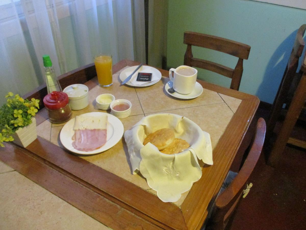 Hotel Centro Sur - Colonial サンフェルナンド エクステリア 写真