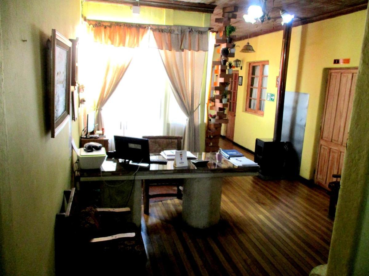Hotel Centro Sur - Colonial サンフェルナンド エクステリア 写真