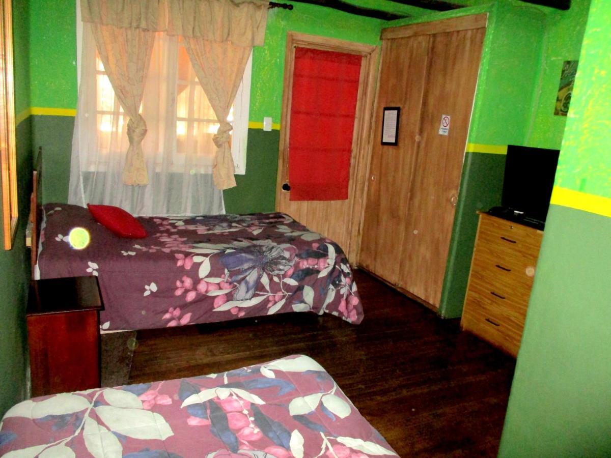 Hotel Centro Sur - Colonial サンフェルナンド エクステリア 写真